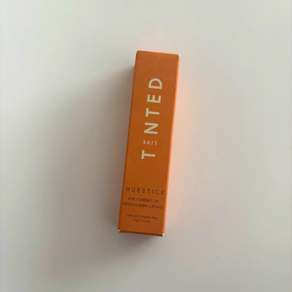 Live Tinted Huestick in Balance